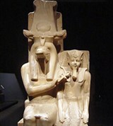Аменхотеп III (с супругой)