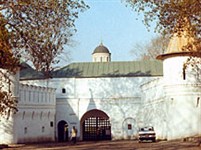 Андроников монастырь (въездные ворота)