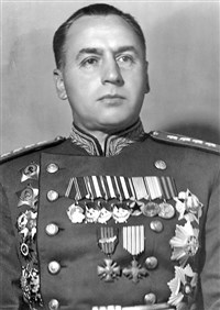 Антонов Алексей Иннокентьевич (1945 год)