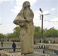 Бхопал (памятник матерям)