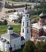 Волоколамск (вид на город с Воскресенским и Никольским соборами)