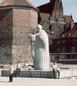 Вроцлав (памятник Иоанну XXIII)