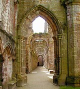 Йоркшир-Дейлс (руины аббатства Фаунтейнс)