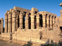 КАРНАК (руины храма Амона в Карнаке)