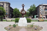 Караганда(памятник Кобызу)