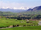 Киргизия (долина реки Кара-Суу)
