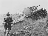 Курская битва (атака под прикрытием танка)