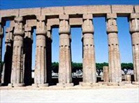 Луксор (колоннада храма Амона-Ра)
