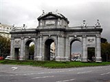 Мадрид (ворота Пуэрта-де-Алькала)
