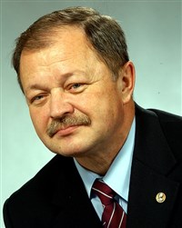 НАЗМЕЕВ Юрий Гаязович (декабрь 2003 года)