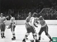 Первая серия встреч с Канадскими профессионалами (1972) (видео — потасовка) [спорт]