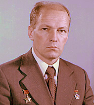 Рукавишников Николай Николаевич