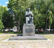 Салтыков-Щедрин М.Е. (памятник в Твери)
