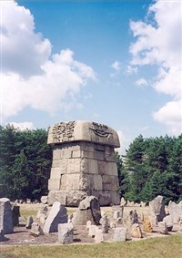 Треблинка (памятник)