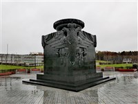 Федеральное военное мемориальное кладбище (куб «Труженикам тыла»)