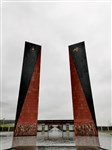 Федеральное военное мемориальное кладбище (мемориальные стелы)