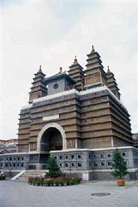 Хух-Хото (монастырь Пяти пагод)