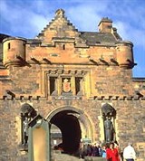 Эдинбург (ворота королевского замка)