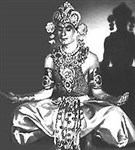 Эсамбаев Махмуд Алисултанович (индийский танец «Золотой бог»)