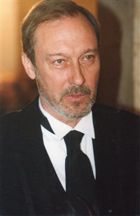 Янковский Олег Иванович (2000 г.)