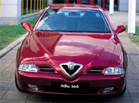 ALFA ROMEO 166 вид спереди