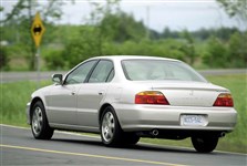 Acura TL (2001 вид сзади)
