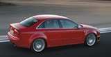 Audi RS4 (модель 2005, сид сбоку)