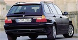 BMW 320d touring вид сзади