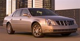 Cadillac DTS (вид спереди сбоку)