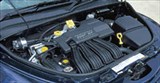 Chrysler PT Cruiser вид подкапотного пространства