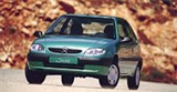 Citroën Saxo 1.4i вид спереди 1