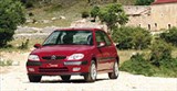Citroën Saxo 1.6i 16v VTS на фоне горного пейзажа