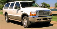 FORD USA Excursion вид спереди в движении