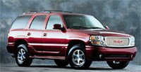 GMC Yukon вид спереди сбоку