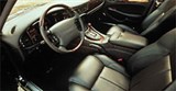 Jaguar XJR салон автомобиля