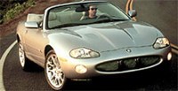 Jaguar XKR вид спереди