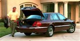 Lincoln Continental с открытым багажником