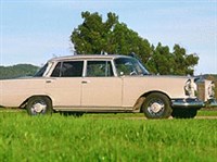 MERCEDES-benz 220SB. 1961