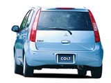 Mitsubishi Colt (вид сзади)