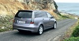 Mitsubishi Grandis (вид сзади)