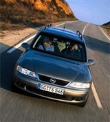 Opel Vectra в движении