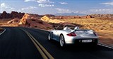 Porsche 911 Turbo вид сзади в движении