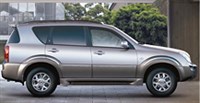 Ssangyong Rexton (вид справа)