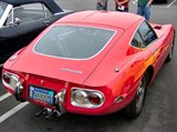 Toyota 2000GT (вид сзади)