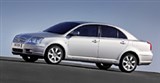 Toyota Avensis (вид сбоку)