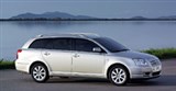 Toyota Avensis Estate (вид сбоку)