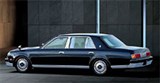 Toyota Century вид сбоку сзади