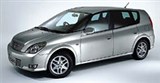Toyota Opa вид спереди сбоку
