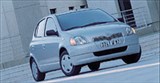 Toyota Yaris вид спереди